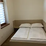 Diófa 4*