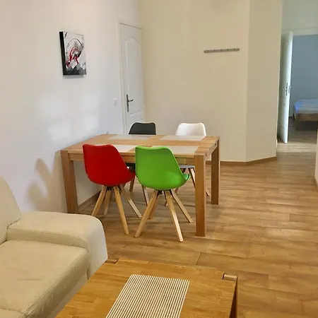 Diófa Panzió * Keszthely