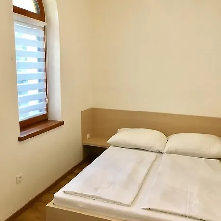 Diófa Panzió * Keszthely