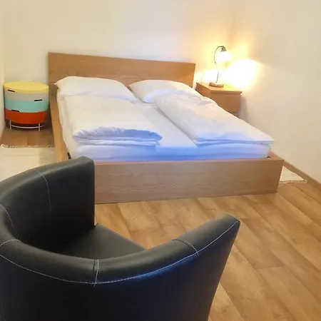 Diófa Panzió Vendégház *